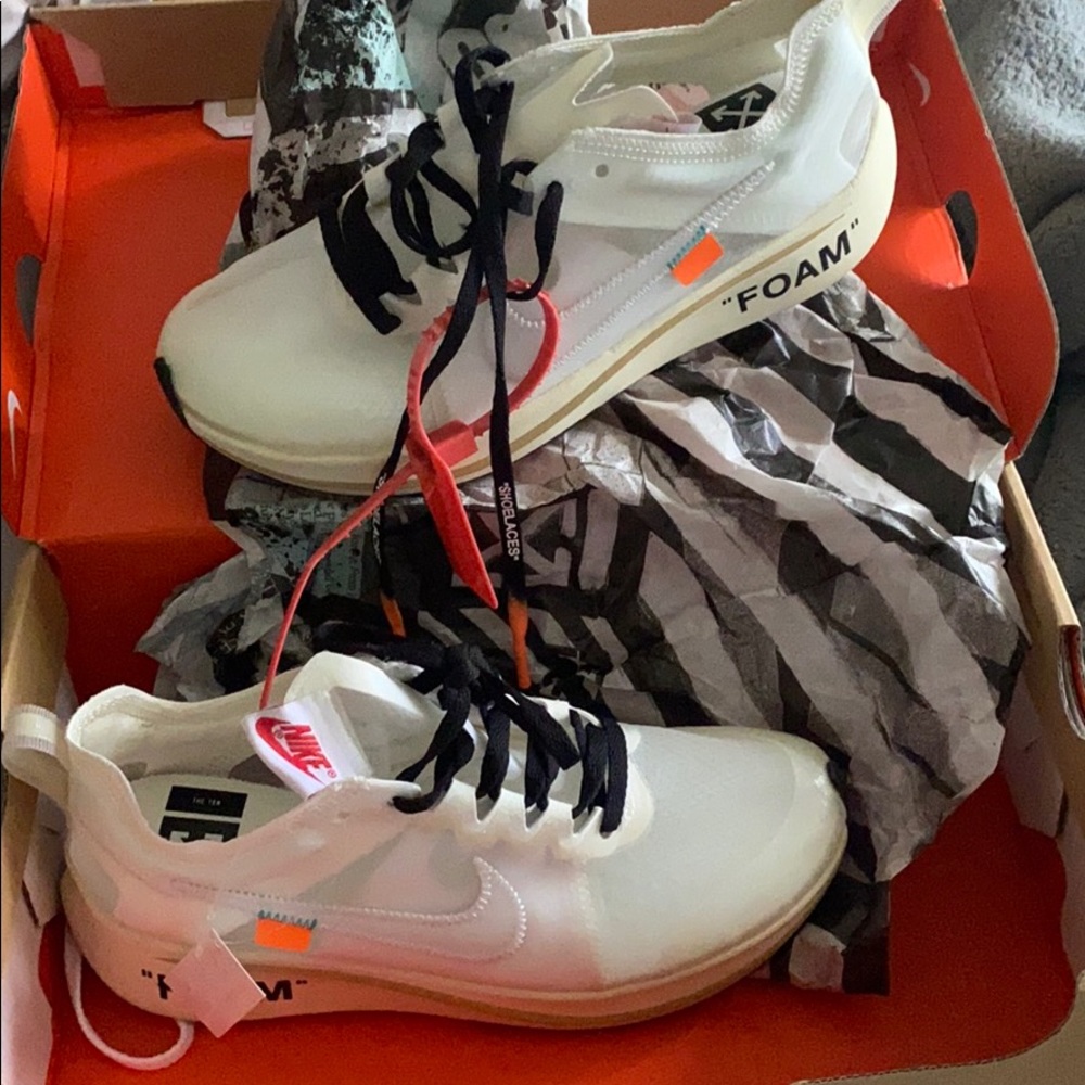 OFF WHITE “Nike Zoom Fly”